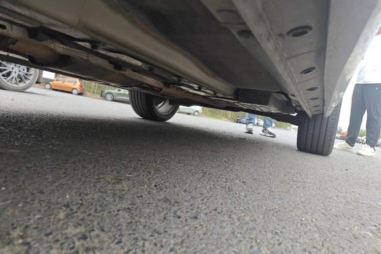 Used Wey VV7 2017 2.0T Flagship Model Chassis Front Left