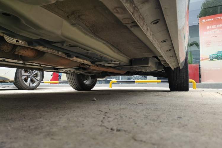 Used Wey VV7 2017 2.0T Ultra-Luxury Version Chassis Front Left