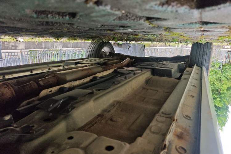 Used Wey VV7 2017 2.0T Flagship Model Chassis Front Right