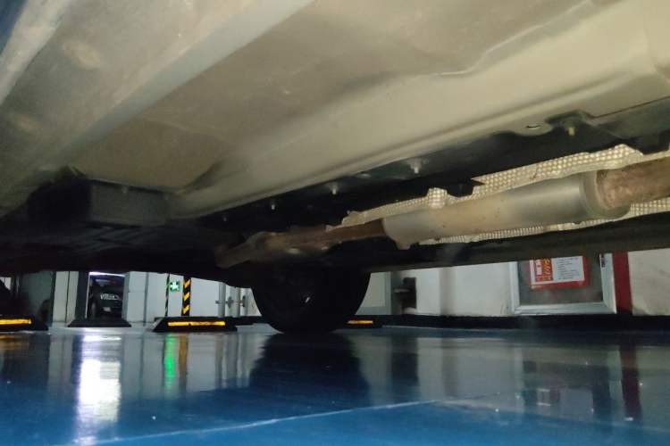 Used Wey VV7 2017 2.0T Flagship Model Chassis Front Right