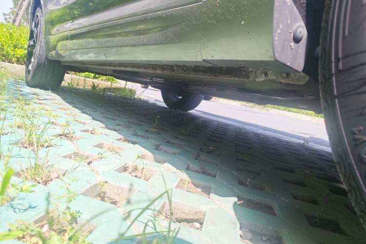 Used Wey VV7 2017 2.0T Flagship Model Chassis Front Right