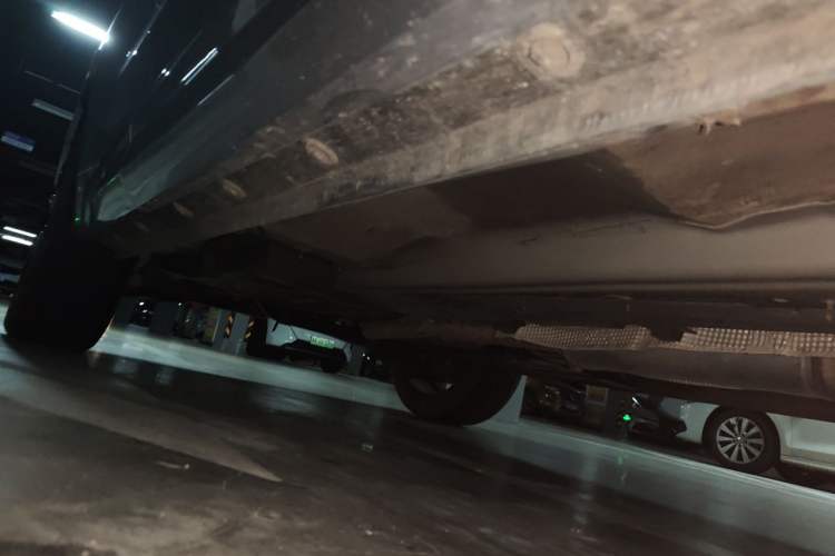 Used Wey VV7 2017 2.0T Flagship Model Chassis Front Right