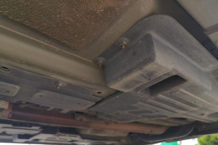 Used Wey VV7 2017 2.0T Flagship Model Chassis Rear Left