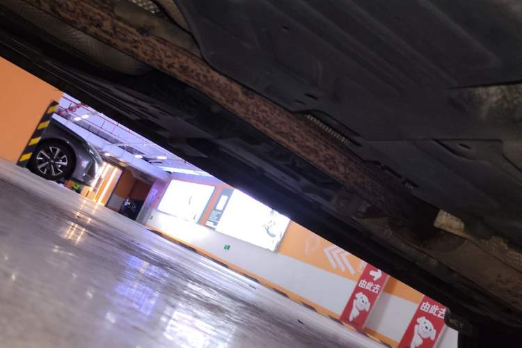 Used Wey VV7 2017 2.0T Flagship Model Chassis Rear Right