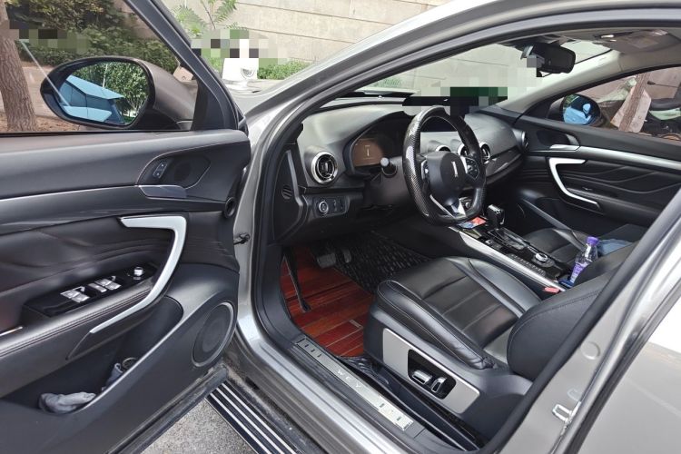Used Wey VV7 2017 2.0T Ultra-Luxury Version Driver Seat