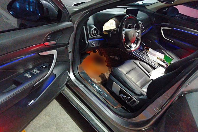 Used Wey VV7 2017 VV7c 2.0T Flagship Model Driver Seat