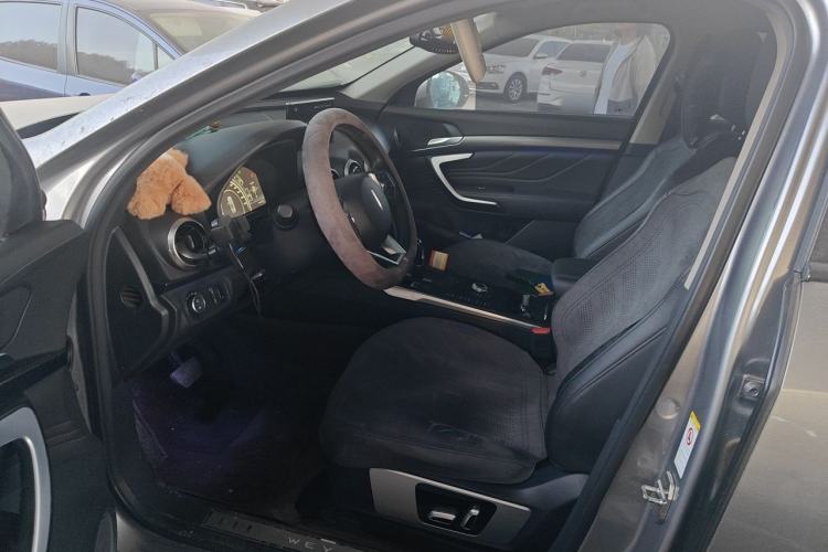 Used Wey VV7 2017 2.0T Ultra-Luxury Version Driver Seat