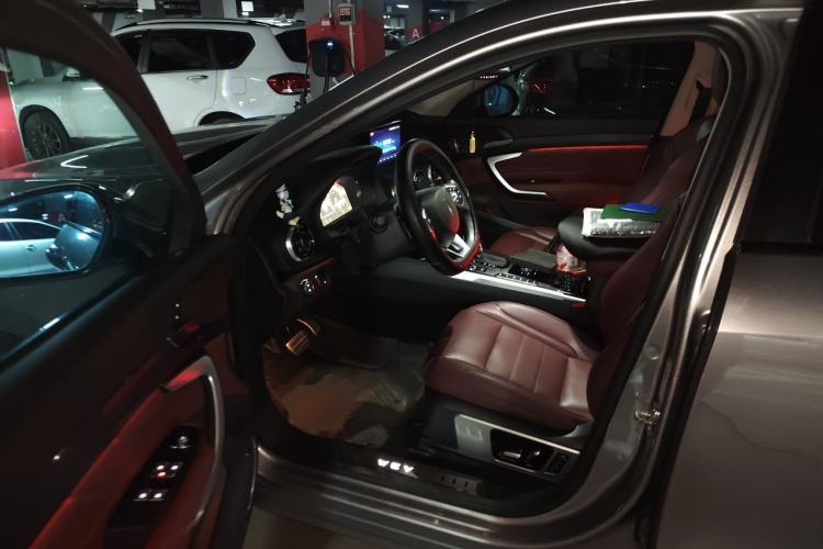 Used Wey VV7 2017 2.0T Flagship Model Driver Seat