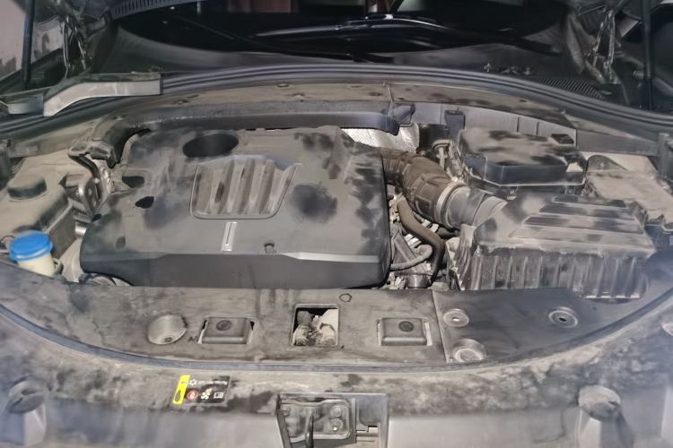 Used Wey VV7 2017 2.0T Flagship Model Engine Bay