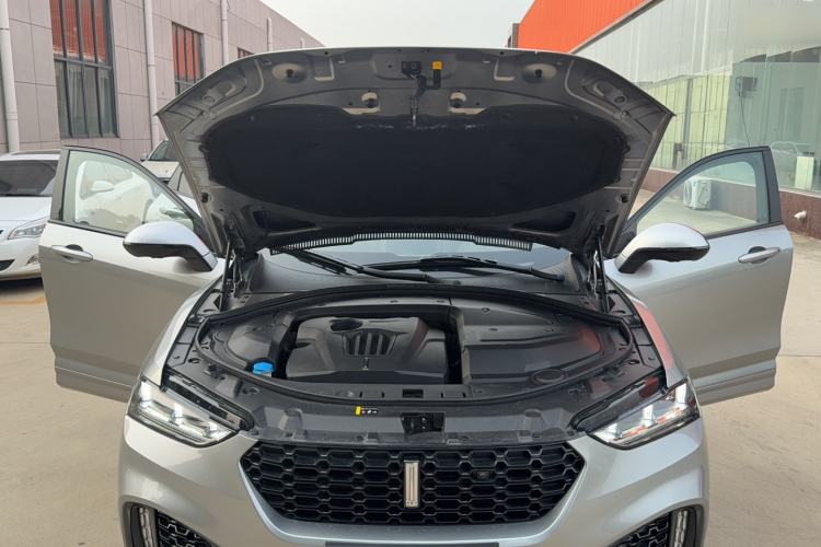 Used Wey VV7 2017 VV7c 2.0T Flagship Model Engine Bay