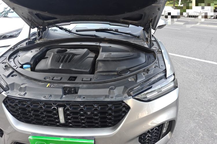 Used Wey VV7 2017 2.0T Ultra-Luxury Version Engine Bay Left