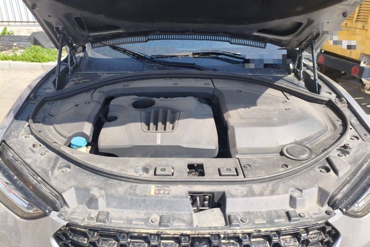 Used Wey VV7 2017 2.0T Flagship Model Engine Bay