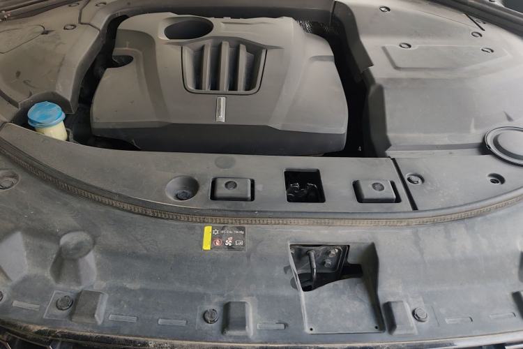 Used Wey VV7 2017 2.0T Flagship Model Engine Bay