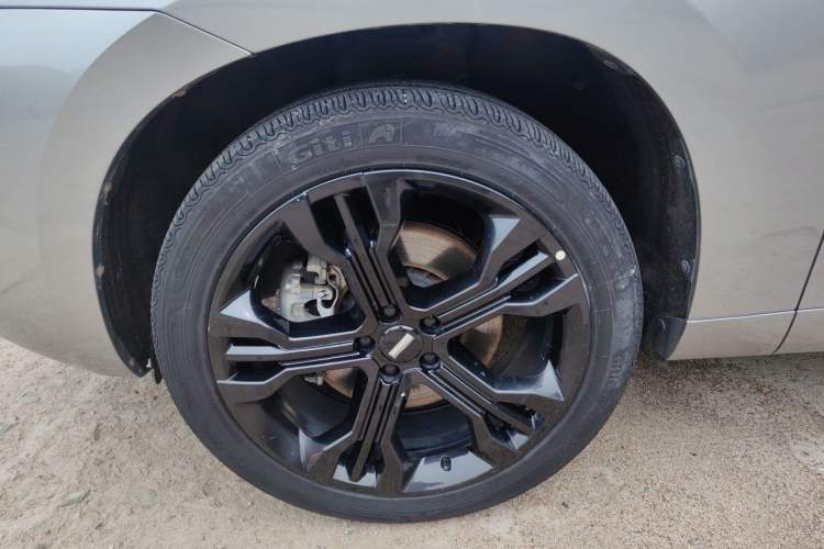 Used Wey VV7 2017 2.0T Luxury Model Exterior 3
