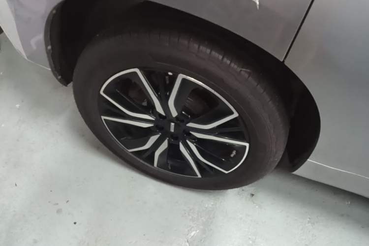 Used Wey VV7 2017 2.0T Flagship Model Exterior 3