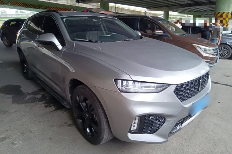 Used Wey VV7 2017 2.0T Flagship Model Front Right 45 Deg