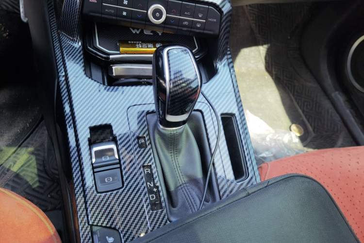 Used Wey VV7 2017 2.0T Flagship Model Gear Lever