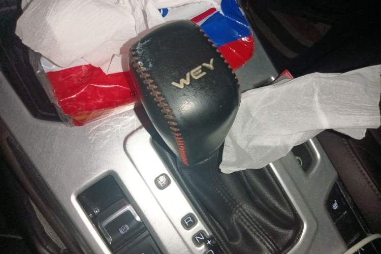 Used Wey VV7 2017 2.0T Flagship Model Gear Lever