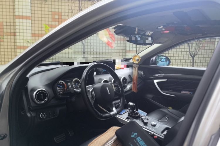 Used Wey VV7 2017 2.0T Ultra-Luxury Version Headliner