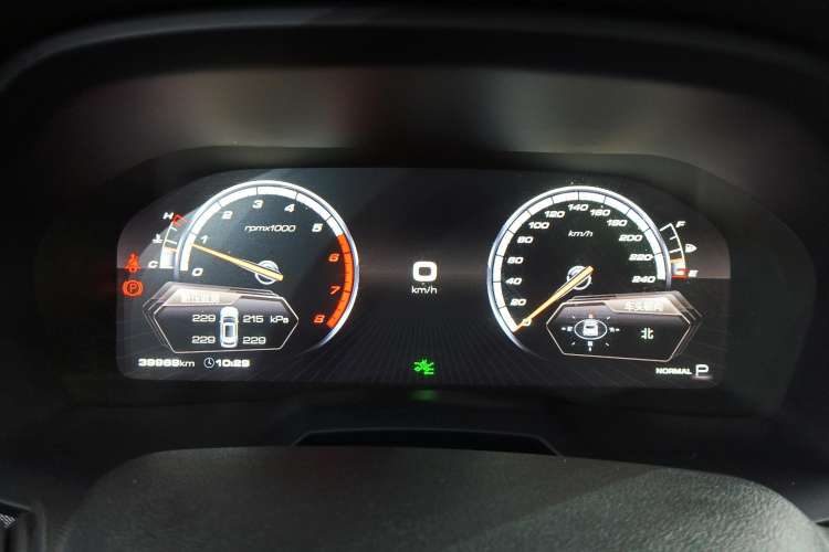 Used Wey VV7 2017 2.0T Flagship Model Instrument Cluster