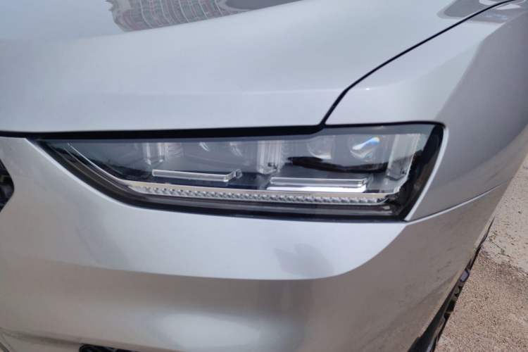 Used Wey VV7 2017 2.0T Luxury Model Left Front Headlight