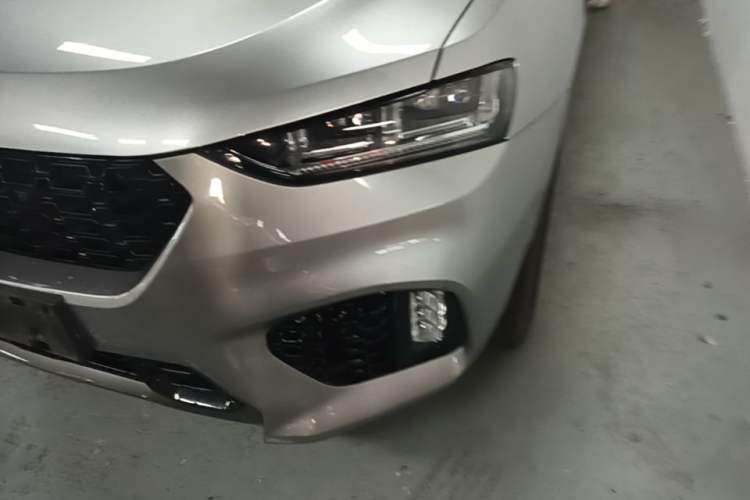 Used Wey VV7 2017 2.0T Flagship Model Left Front Headlight