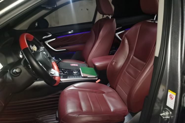 Used Wey VV7 2017 2.0T Flagship Model Left Front Seat