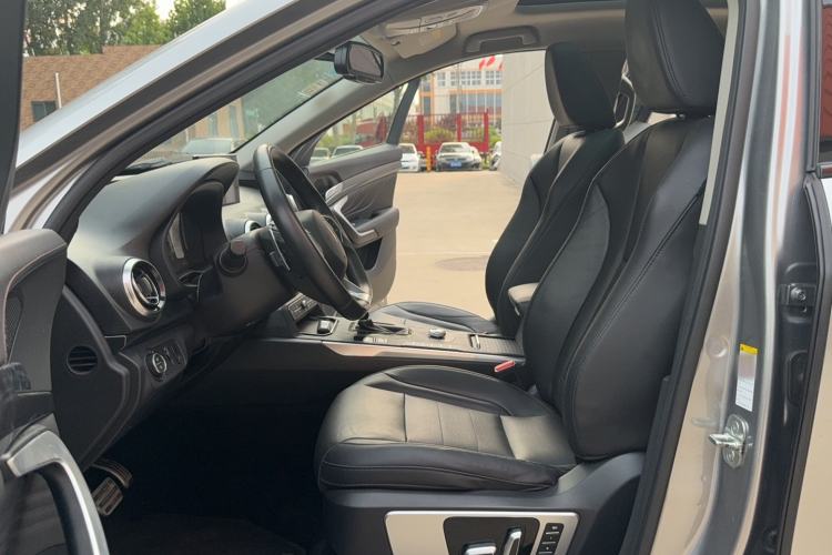 Used Wey VV7 2017 VV7c 2.0T Flagship Model Left Front Seat