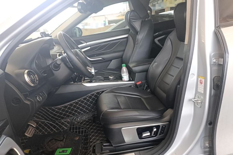 Used Wey VV7 2017 2.0T Flagship Model Left Front Seat
