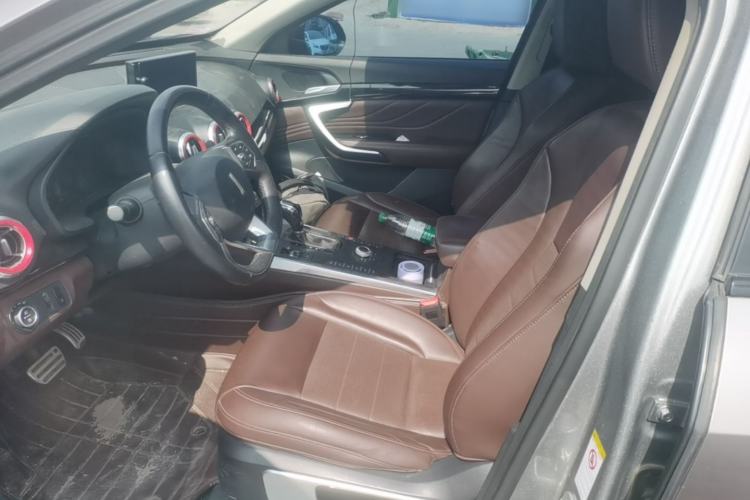 Used Wey VV7 2017 2.0T Flagship Model Left Front Seat