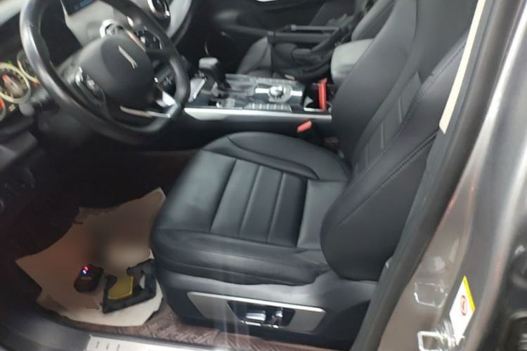 Used Wey VV7 2017 VV7c 2.0T Luxury Model Left Front Seat
