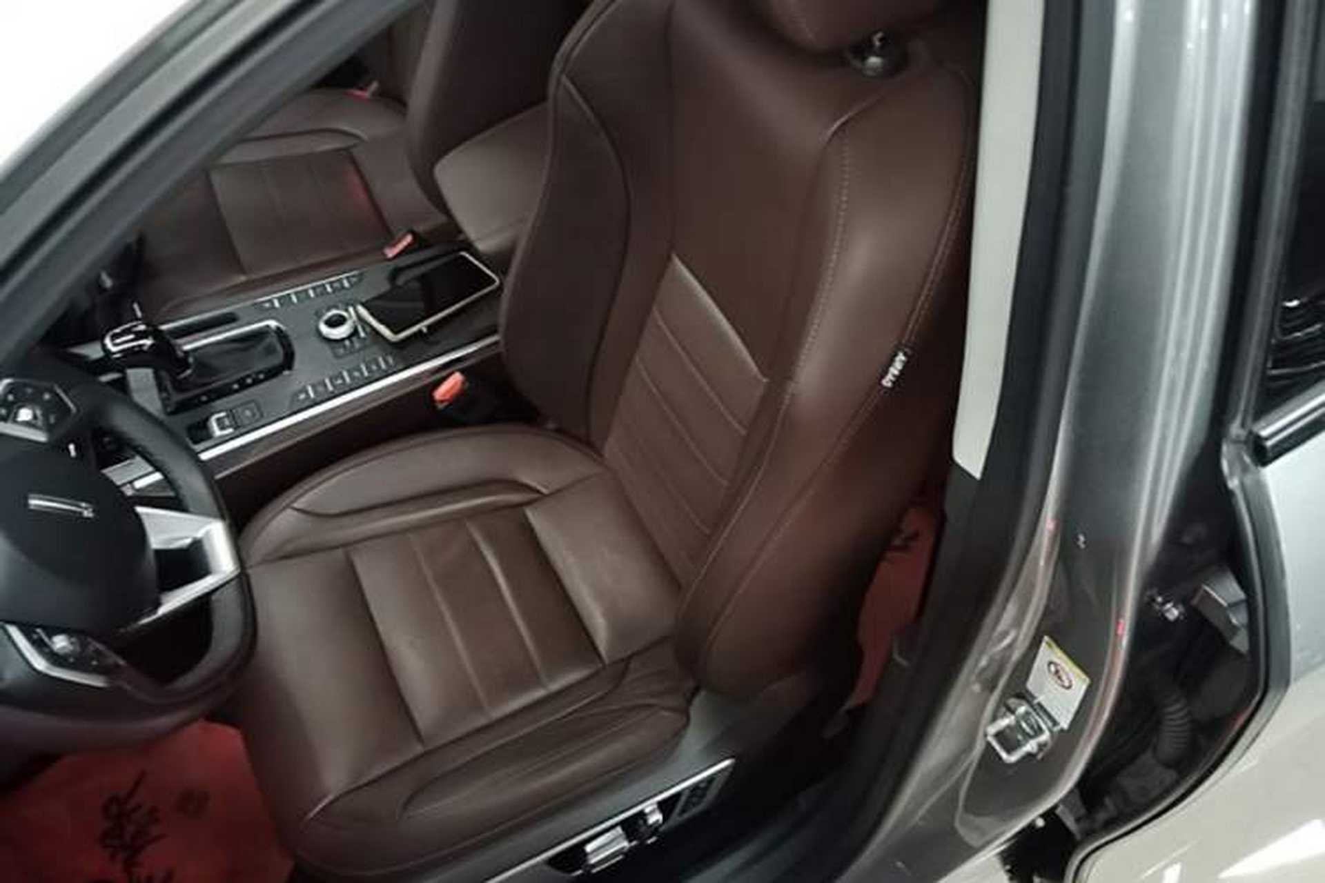 Used Wey VV7 2017 2.0T Flagship Model Left Front Seat