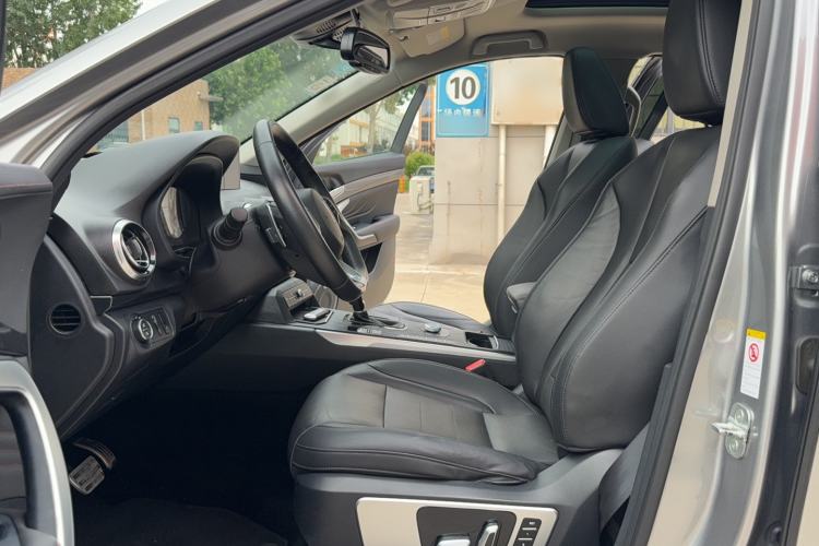 Used Wey VV7 2017 VV7c 2.0T Flagship Model Left Front Seat