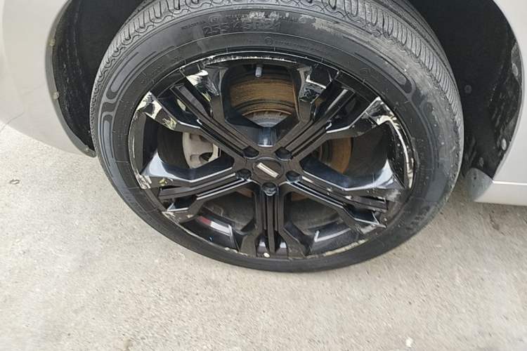 Used Wey VV7 2017 2.0T Flagship Model Left Front Wheel Hub