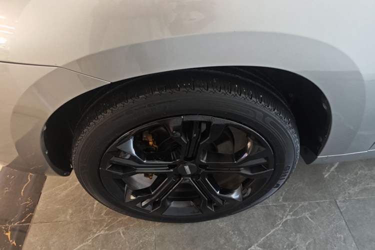 Used Wey VV7 2017 2.0T Flagship Model Left Front Wheel Hub