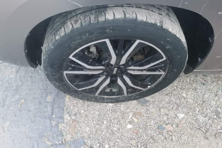 Used Wey VV7 2017 2.0T Flagship Model Left Front Wheel Hub
