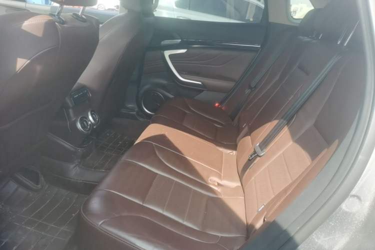 Used Wey VV7 2017 2.0T Flagship Model Left Rear Seat