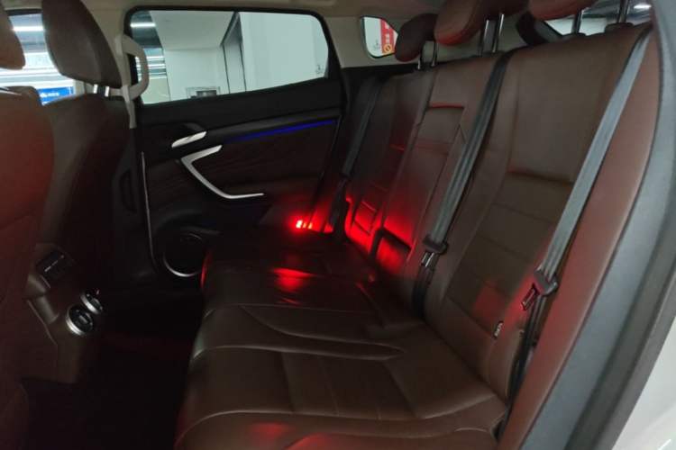 Used Wey VV7 2017 2.0T Flagship Model Left Rear Seat