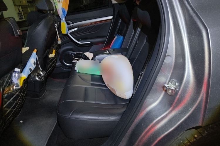 Used Wey VV7 2017 2.0T Flagship Model Left Rear Seat