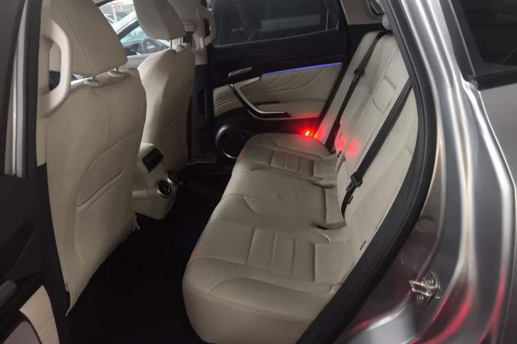 Used Wey VV7 2017 2.0T Flagship Model Left Rear Seat