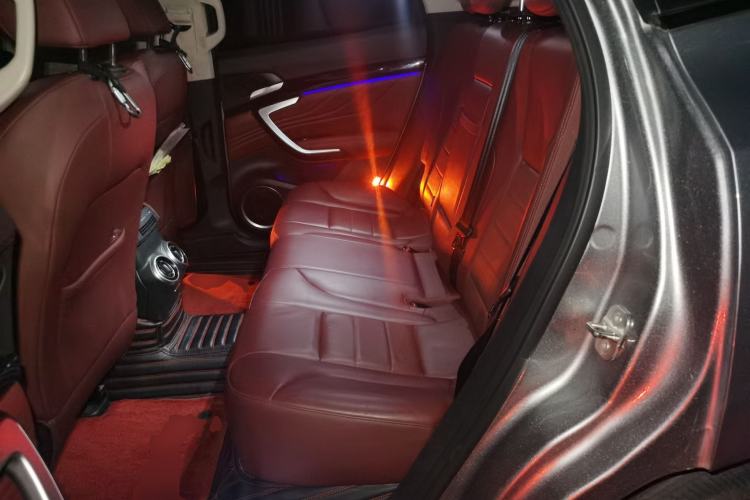 Used Wey VV7 2017 2.0T Flagship Model Left Rear Seat