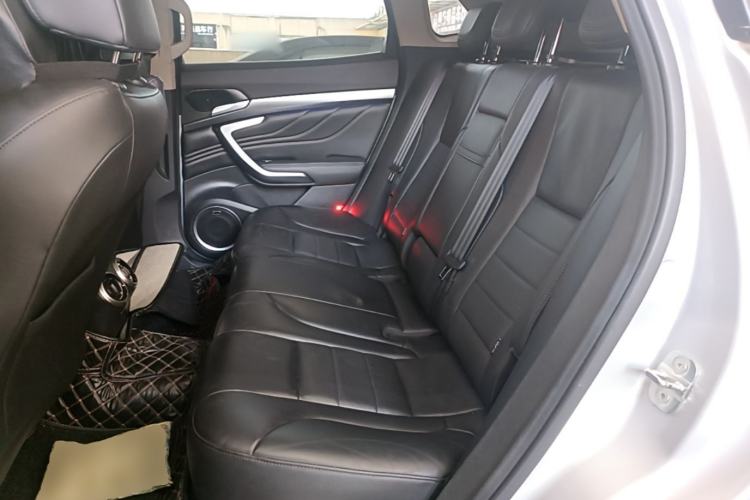 Used Wey VV7 2017 2.0T Flagship Model Left Rear Seat