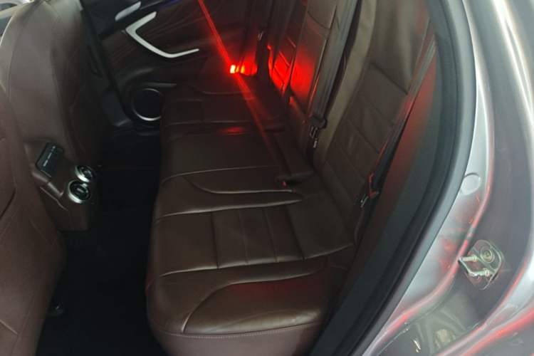 Used Wey VV7 2017 2.0T Flagship Model Left Rear Seat