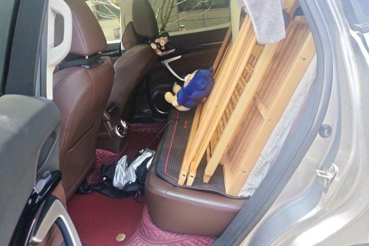 Used Wey VV7 2017 2.0T Flagship Model Left Rear Seat