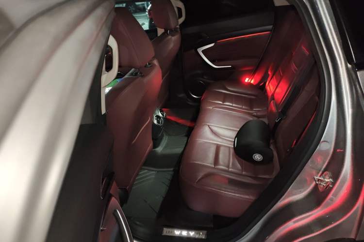 Used Wey VV7 2017 2.0T Flagship Model Left Rear Seat