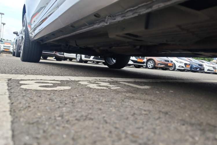 Used Wey VV7 2017 2.0T Flagship Model Left Side Sill