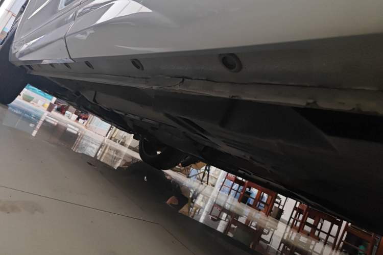 Used Wey VV7 2017 2.0T Flagship Model Left Side Sill