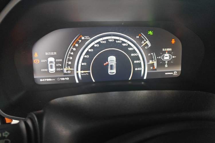 Used Wey VV7 2017 2.0T Ultra-Luxury Version Odometer Close Up