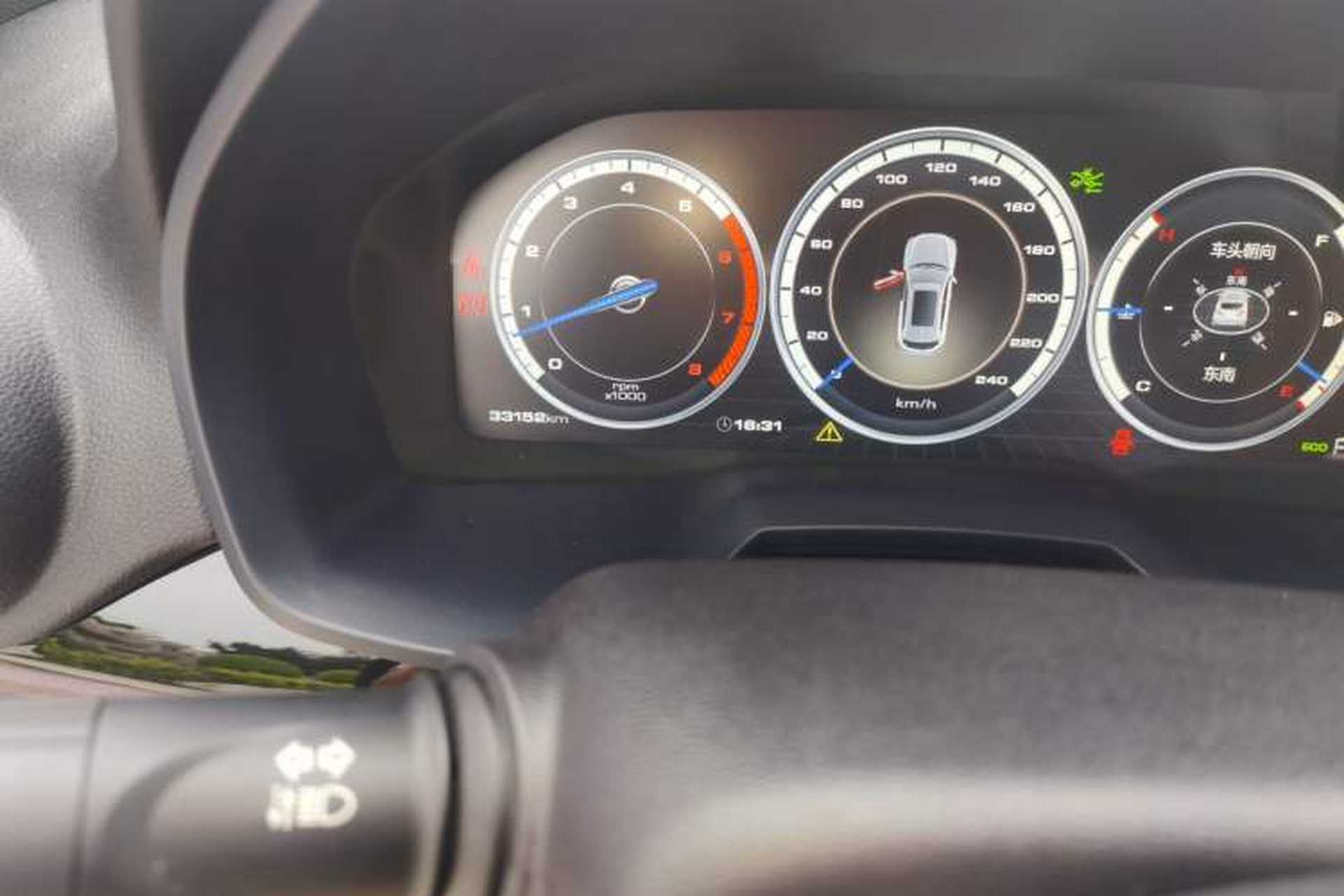 Used Wey VV7 2017 2.0T Flagship Model Odometer Close Up