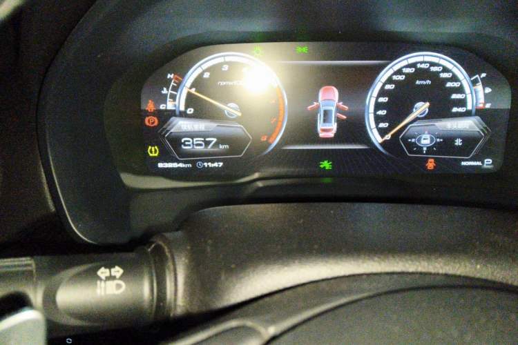 Used Wey VV7 2017 2.0T Flagship Model Odometer Close Up